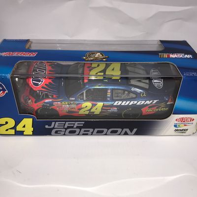 Jeff Gordon #24 DuPont 2008 Impala Limited Ed.