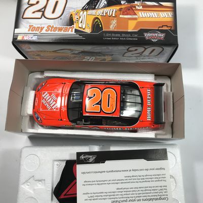Tony Stewart #20 Home Depot Die-cast Stock Car