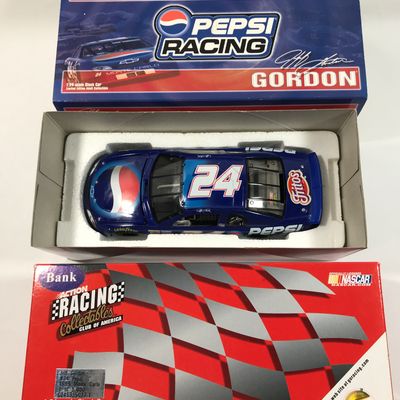 Jeff Gordon #24 Pepsi 1999 Monte Carlo Bank