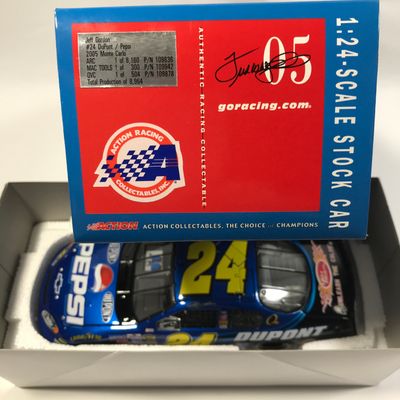 Jeff Gordon #24 DuPont Pepsi 2005 Monte Carlo