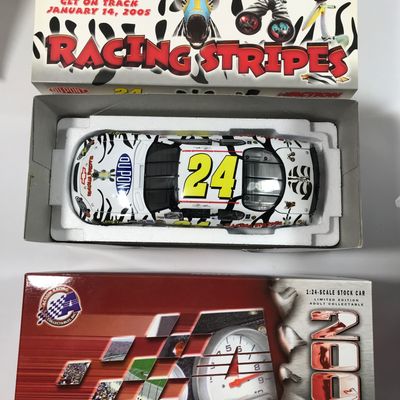 Jeff Gordon #24 Racing Stripes 2004 Monte Carlo