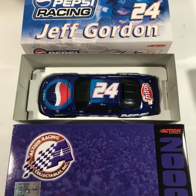 Jeff Gordon #24 Pepsi 2000 Monte Carlo LE