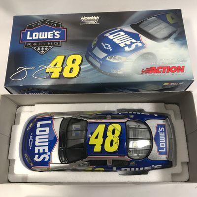 Jimmie Johnson #48 Lowe’s 2005 Monte Carlo