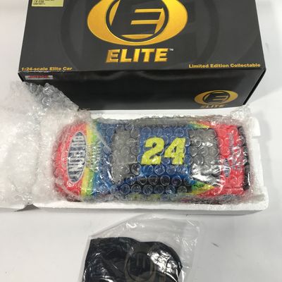 Elite Jeff Gordon #24 DuPont Million Dollar Date