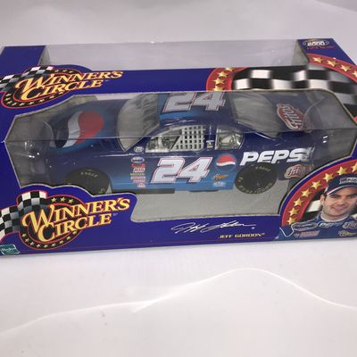 Jeff Gordon #24 Pepsi Winners Circle 2000