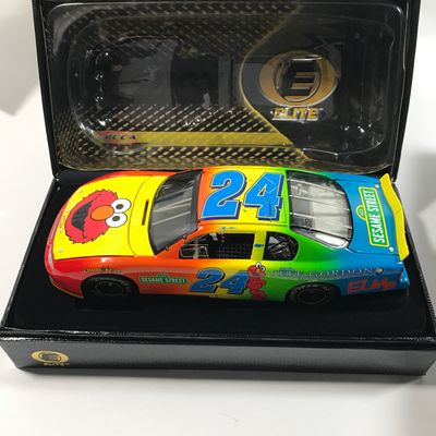 Elite Jeff Gordon Foundation Sesame Street Elmo