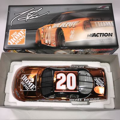 Tony Stewart 2005 Monte Carlo Color Chrome