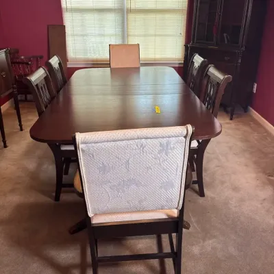 Traditional Solid Wood Mahogany Dining Table And 6 Chairs 