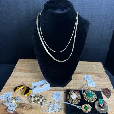 Vintage Gold-Tone Jewelry Lot - Necklace, Earrings, Faux Jade & Pearl, 12 Pcs