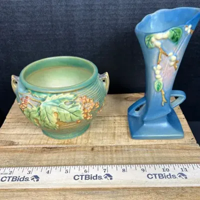 Vintage Roseville Pottery 2-Piece Lot - Autumn Leaf / Bittersweet Bowl & White Rose Cornucopia