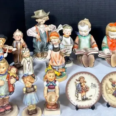 Vintage Goebel M.I. Hummel Porcelain Figurine & Mini Plate Lot - 13 Pieces