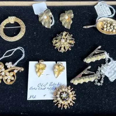 Vintage Faux Pearl & Gold-Tone Jewelry Tray Lot - Brooches & Earrings, 13 Pcs
