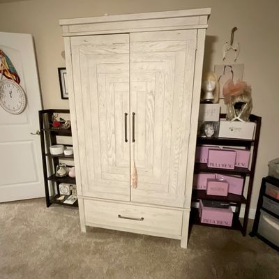 Sale Photo Thumbnail #93