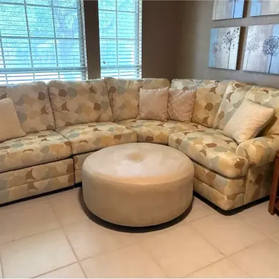 Norwalk Patterned Sectional Couch w Round Ottoman  