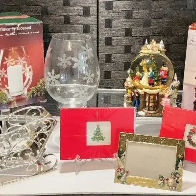 Christmas Decor (Musical Snow Globe, Silver Sleigh, & More) 