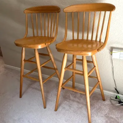 Bar Height Chairs 