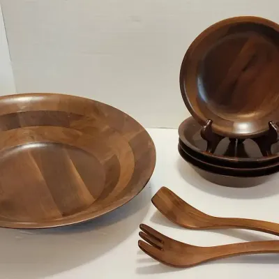 Vermilion 7pc. Walnut Wood Salad Serving Set