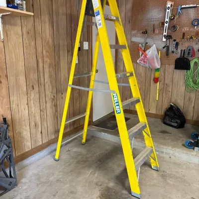 8-Foot Aluminum Ladder