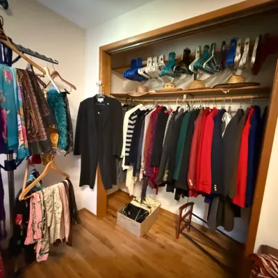 Sale Photo Thumbnail #60