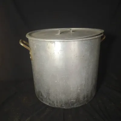 Large Aluminum Stock Pot