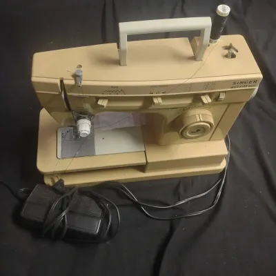 Singer Merritt 9606 Sewing Machine 