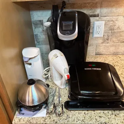 Kitchen Appliance Lot