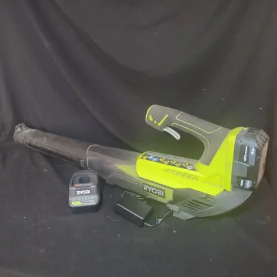 Ryobi 18 Volt Leaf Blower With Battery & Charger