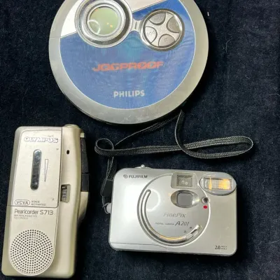Digital Camera, Walkman & Handheld Recorder 