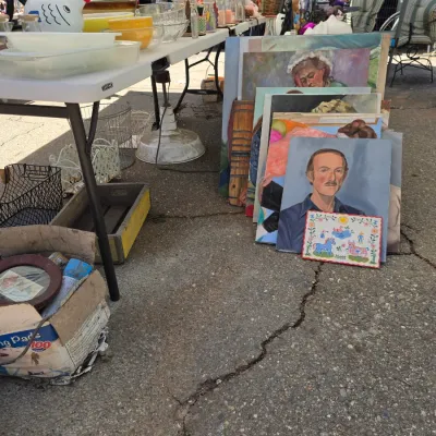 Estate sale photo