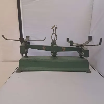 French Cast-Iron Counter Balance Scale/Roberval Balance,  