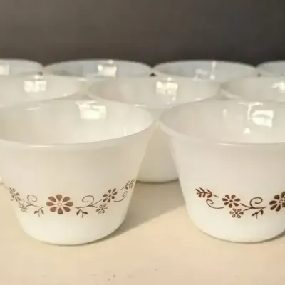 Dynaware Pyr-O-Rey Custard Cup Brown Daisy Pattern Milk Glass 