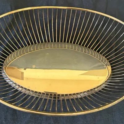 Vintage Gorham EP Silverplate Oval Wire Basket with Mirrored Center – YC743