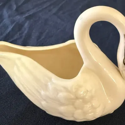 Belleek Ireland Porcelain Swan Planter – Registered M-0651