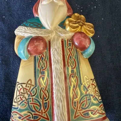 Hallmark Keepsake Ireland 2004 Celtic Santa Christmas Ornament