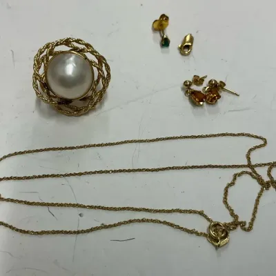 14k Gold 18” Necklace, Citrine Earring And Single Scrap Pieces 