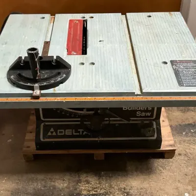 Delta 8 1/4” Builders Saw