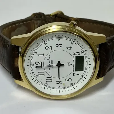 E. Howard Co Radio Controlled Wristwatch 