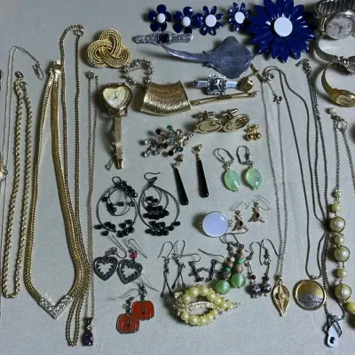 Costume Jewelry With Citizen, Guess And Lumi Nox Watches 