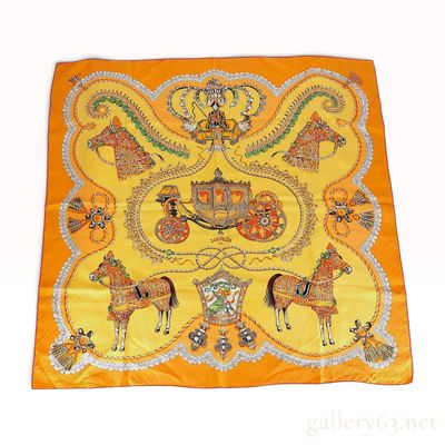 Sale Photo Thumbnail #208: Hermes Paperoles Silk Scarf