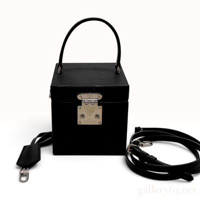 Sale Photo Thumbnail #273: Louis Vuitton Black Epi Leather Bleecker Box Handbag