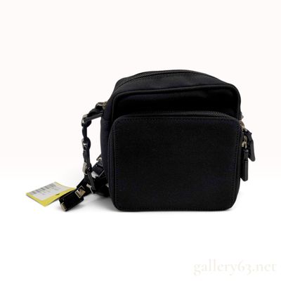 Sale Photo Thumbnail #123: Salvatore Ferragamo Black Nylon Small Crossbody Camera Bag