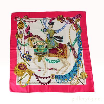 Sale Photo Thumbnail #287: Hermes Le Timbalier Silk Carre 90 Scarf