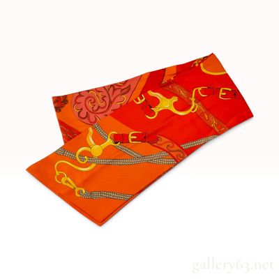 Sale Photo Thumbnail #45: Hermes Festival Des Amazones Maxi-Twilly Silk Scarf