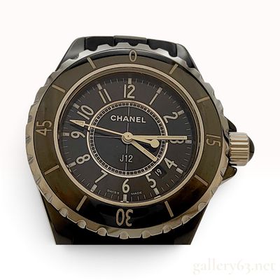 Sale Photo Thumbnail #6: Chanel J12 H0682 Black Ceramic and Stainless Steel Quartz Wristwatch