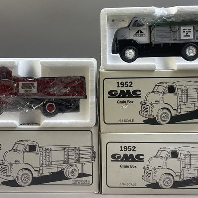 Sale Photo Thumbnail #168: 1952 GMC Model Trucks 2 Grain Box 1 Stake Bed 1:34
