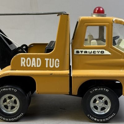 Sale Photo Thumbnail #44: Structo Thunderbolt Road Tug Pressed Steel Wrecker
