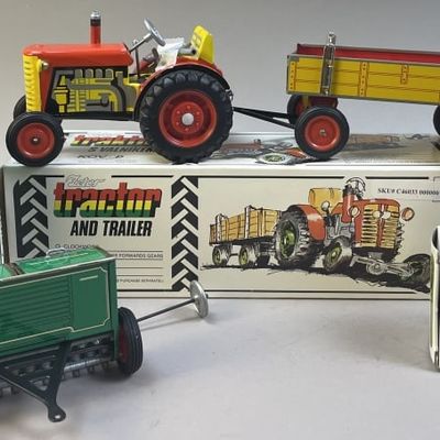 Sale Photo Thumbnail #154: Czech Tin Litho Wind-Up Tractor & Farm Implements