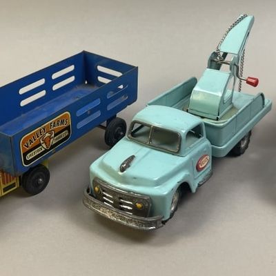 Sale Photo Thumbnail #138: 3 Wyandotte Tin Litho & Friction Powered Trucks