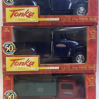Sale Photo Thumbnail #162: 3 Tonka Collector Series Pickup Trucks 1:18 Scale