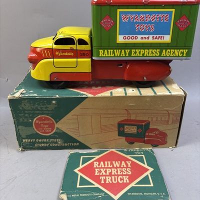Sale Photo Thumbnail #90: Wyandotte Tin Litho Delivery Truck w/ Original Box